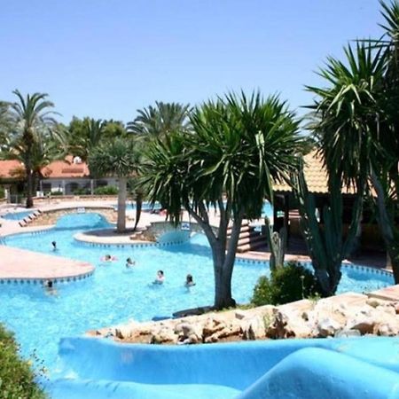 En Denia, Urbanizacion El Palmar Con Piscina, Toboganes Y Chiringuito Exterior foto
