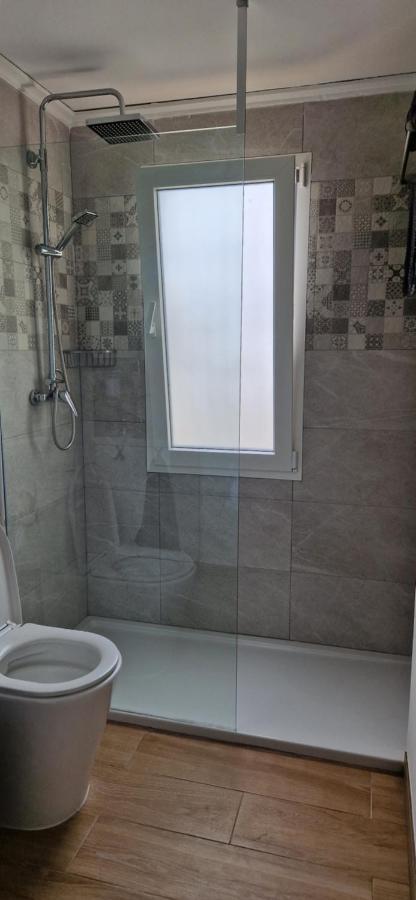 En Denia, Urbanizacion El Palmar Con Piscina, Toboganes Y Chiringuito Exterior foto
