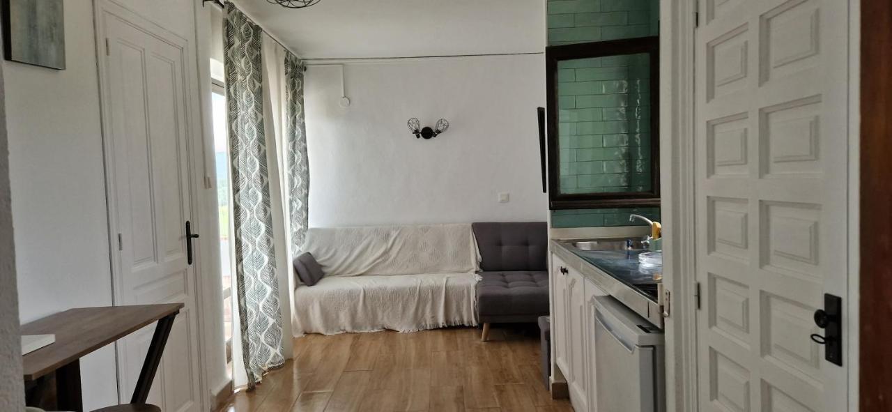 En Denia, Urbanizacion El Palmar Con Piscina, Toboganes Y Chiringuito Exterior foto